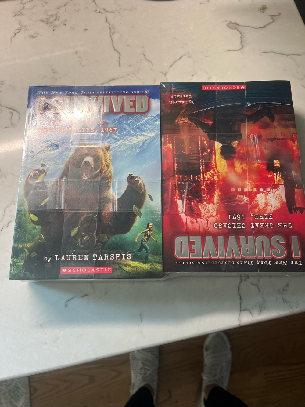 I Survived Boxed Book Set - Blue and Red Covers-10 books